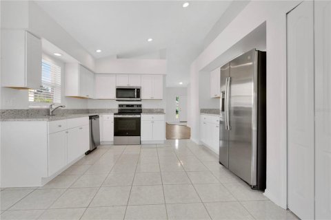 Villa ou maison à vendre à Riverview, Floride: 4 chambres, 179.86 m2 № 2419636 - photo 11