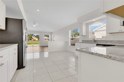 Villa ou maison à vendre à Riverview, Floride: 4 chambres, 179.86 m2 № 2419636 - photo 8
