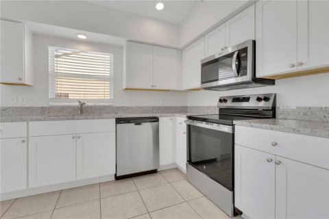 Villa ou maison à vendre à Riverview, Floride: 4 chambres, 179.86 m2 № 2419636 - photo 9