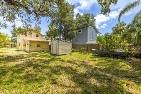 House in Tampa, Florida 4 bedrooms, 138.33 sq.m. № 1816067 - photo 5