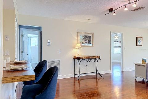 House in Bradenton, Florida 2 bedrooms, 130.9 sq.m. № 2223175 - photo 26