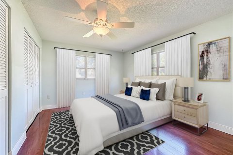 House in Bradenton, Florida 2 bedrooms, 130.9 sq.m. № 2223175 - photo 17