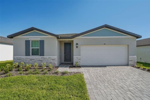 Casa en Lady Lake, Florida 4 dormitorios, 170.94 m2 № 2123749