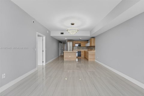 Copropriété à vendre à North Miami Beach, Floride: 1 chambre, 87.05 m2 № 2042121 - photo 9