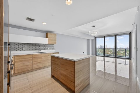 Copropriété à vendre à North Miami Beach, Floride: 1 chambre, 87.05 m2 № 2042121 - photo 12