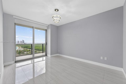 Copropriété à vendre à North Miami Beach, Floride: 1 chambre, 87.05 m2 № 2042121 - photo 14