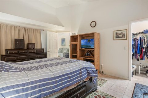 Купить виллу или дом в Клермон, Флорида 9 комнат, 135.64м2, № 1912144 - фото 16