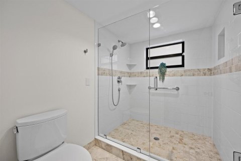 Condo in Jupiter, Florida, 2 bedrooms  № 2392832 - photo 28