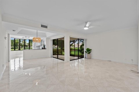Condo in Jupiter, Florida, 2 bedrooms  № 2392832 - photo 10