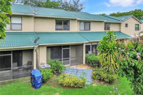 Townhouse in Plantation, Florida 2 bedrooms, 113.71 sq.m. № 1783692 - photo 3