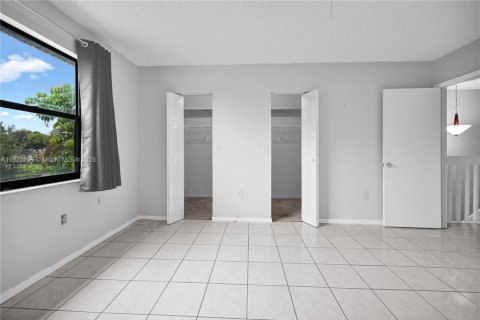 Townhouse in Plantation, Florida 2 bedrooms, 113.71 sq.m. № 1783692 - photo 10