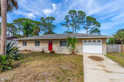 House in Edgewater, Florida 3 bedrooms, 112.88 sq.m. № 1525363 - photo 18