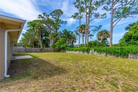 House in Edgewater, Florida 3 bedrooms, 112.88 sq.m. № 1525363 - photo 19