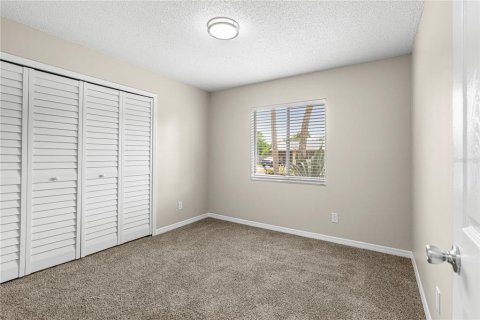 House in Edgewater, Florida 3 bedrooms, 112.88 sq.m. № 1525363 - photo 12
