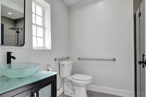 Appartement à louer à North Miami, Floride: 1 chambre № 1997553 - photo 4