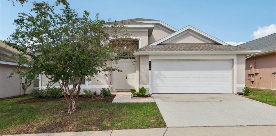 Villa ou maison à Davenport, Floride 3 chambres, 167.13 m2 № 2418659