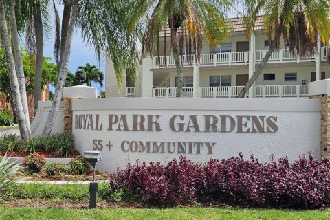Condo in Margate, Florida, 1 bedroom № 1936282 - photo 2