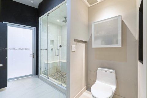 Condominio en venta en Miami Beach, Florida, 1 dormitorio, 74.51 m2 № 1972748 - foto 16