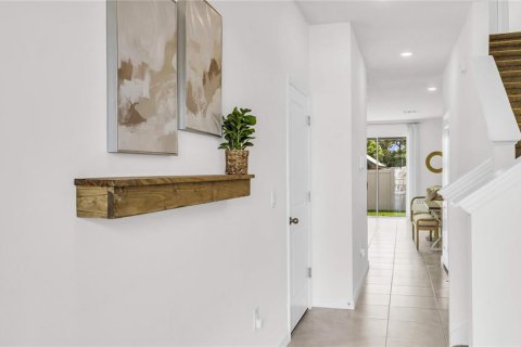 Купить таунхаус в Ларго, Флорида 7 комнат, 155.43м2, № 1902735 - фото 3