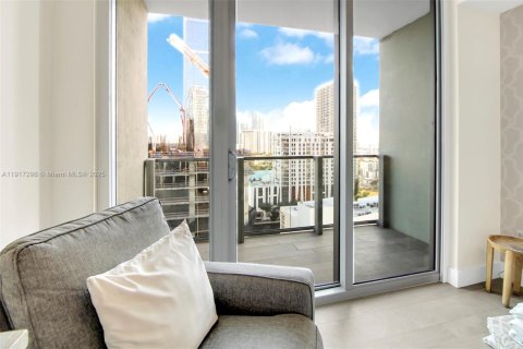 Снять в аренду кондоминиум в Майами, Флорида 3 спальни, 173.54м2, № 1974474 - фото 30