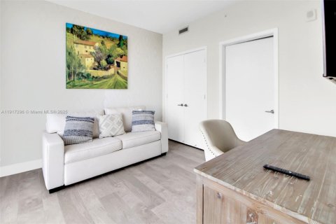 Снять в аренду кондоминиум в Майами, Флорида 3 спальни, 173.54м2, № 1974474 - фото 21