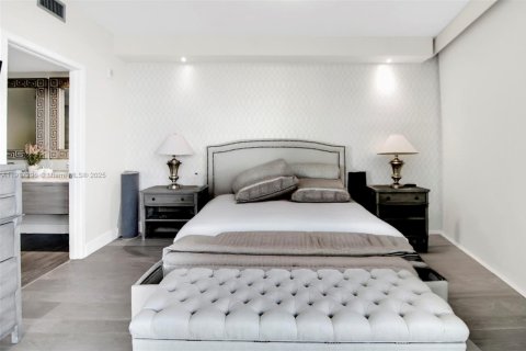 Снять в аренду кондоминиум в Майами, Флорида 3 спальни, 173.54м2, № 1974474 - фото 11