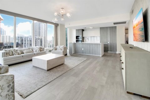 Снять в аренду кондоминиум в Майами, Флорида 3 спальни, 173.54м2, № 1974474 - фото 4