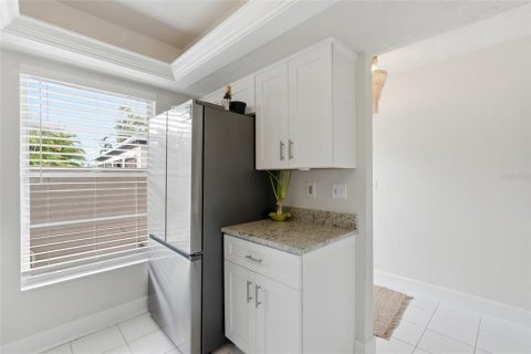 Condo in Fort Myers, Florida, 2 bedrooms  № 2222454 - photo 18