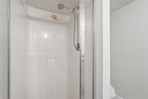 Condo in Fort Myers, Florida, 2 bedrooms  № 2222454 - photo 25