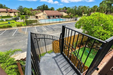 Condo in Saint Petersburg, Florida, 3 bedrooms  № 1912156 - photo 20