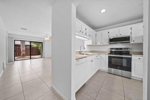Appartement à louer à Delray Beach, Floride: 2 chambres, 87.61 m2 № 2169469 - photo 7