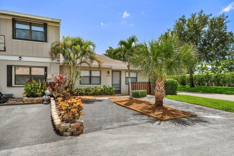 Appartement à louer à Delray Beach, Floride: 2 chambres, 87.61 m2 № 2169469 - photo 2