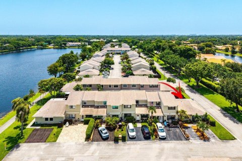 Appartement à louer à Delray Beach, Floride: 2 chambres, 87.61 m2 № 2169469 - photo 3