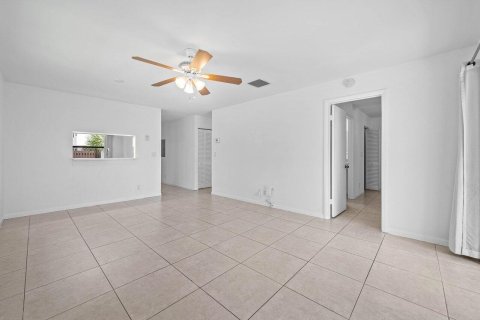 Appartement à louer à Delray Beach, Floride: 2 chambres, 87.61 m2 № 2169469 - photo 12