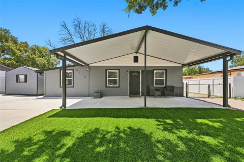 Villa ou maison à vendre à Tampa, Floride: 4 chambres, 150.41 m2 № 2322542 - photo 2