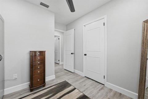 Villa ou maison à vendre à Tampa, Floride: 4 chambres, 150.41 m2 № 2322542 - photo 20