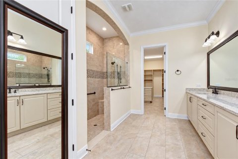 House in Fish Hawk, Florida 3 bedrooms, 245.26 sq.m. № 2395856 - photo 23
