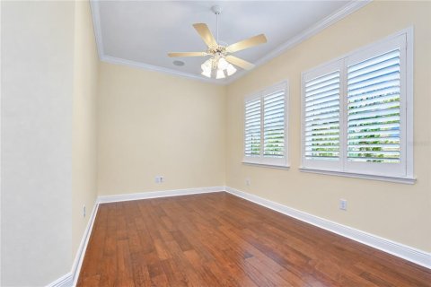 House in Fish Hawk, Florida 3 bedrooms, 245.26 sq.m. № 2395856 - photo 29