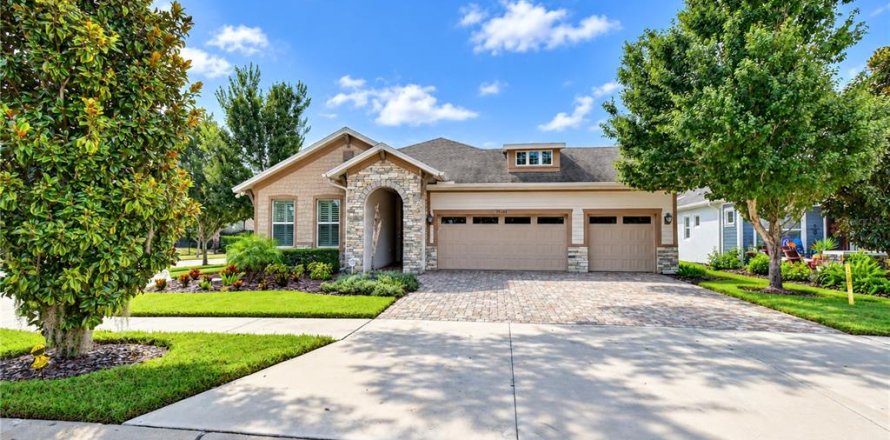 House in Fish Hawk, Florida 3 bedrooms, 245.26 sq.m. № 2395856