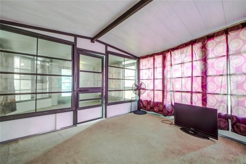 Apartamento en alquiler en Weeki Wachee, Florida, 1 dormitorio, 71.35 m2 № 1905393 - foto 28