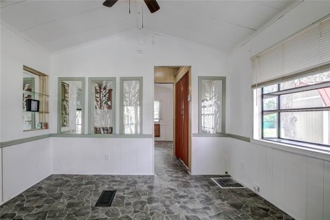 Apartamento en alquiler en Weeki Wachee, Florida, 1 dormitorio, 71.35 m2 № 1905393 - foto 14