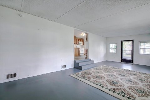 Apartamento en alquiler en Weeki Wachee, Florida, 1 dormitorio, 71.35 m2 № 1905393 - foto 10