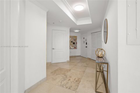 Copropriété à vendre à Sunny Isles Beach, Floride: 3 chambres, 134.62 m2 № 2016829 - photo 24