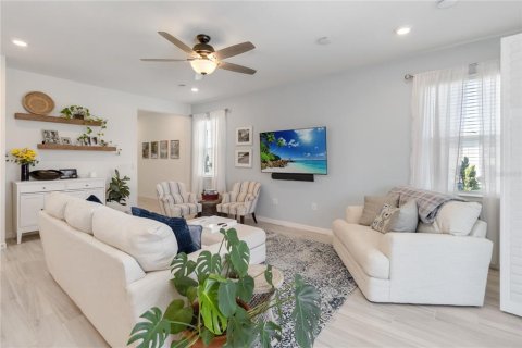 Villa ou maison à vendre à Kissimmee, Floride: 4 chambres, 228.17 m2 № 1558518 - photo 10