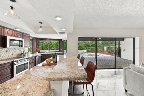 Casa en venta en Clearwater, Florida, 4 dormitorios, 269.7 m2 № 2410578 - foto 10