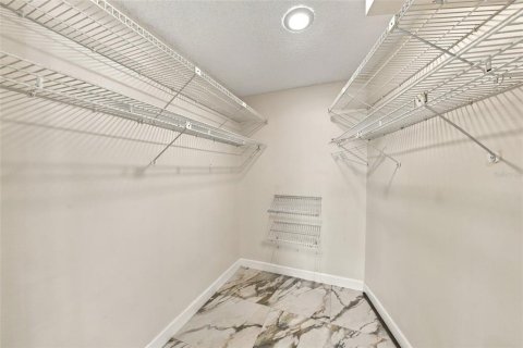 Casa en venta en Clearwater, Florida, 4 dormitorios, 269.7 m2 № 2410578 - foto 23