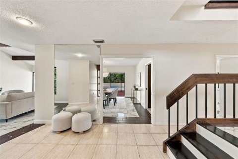 Casa en venta en Clearwater, Florida, 4 dormitorios, 269.7 m2 № 2410578 - foto 3