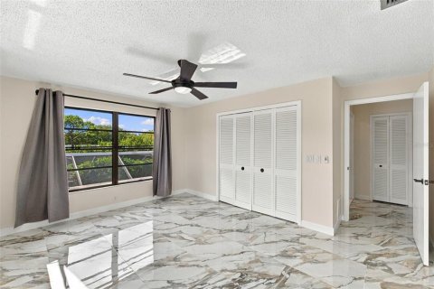 Casa en venta en Clearwater, Florida, 4 dormitorios, 269.7 m2 № 2410578 - foto 25