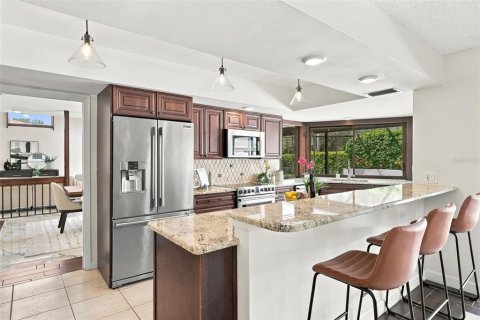 Casa en venta en Clearwater, Florida, 4 dormitorios, 269.7 m2 № 2410578 - foto 8