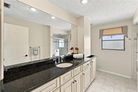 Casa en venta en Clearwater, Florida, 4 dormitorios, 269.7 m2 № 2410578 - foto 30